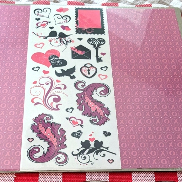 Creative Memories 12 X 12 Additions "Be Mine" Paper Pack New Valentine's Day - Picture 2 of 2